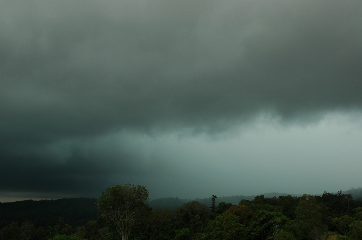 cumulonimbus supercell_thunderstorm : Mallanganee NSW   6 January 2006