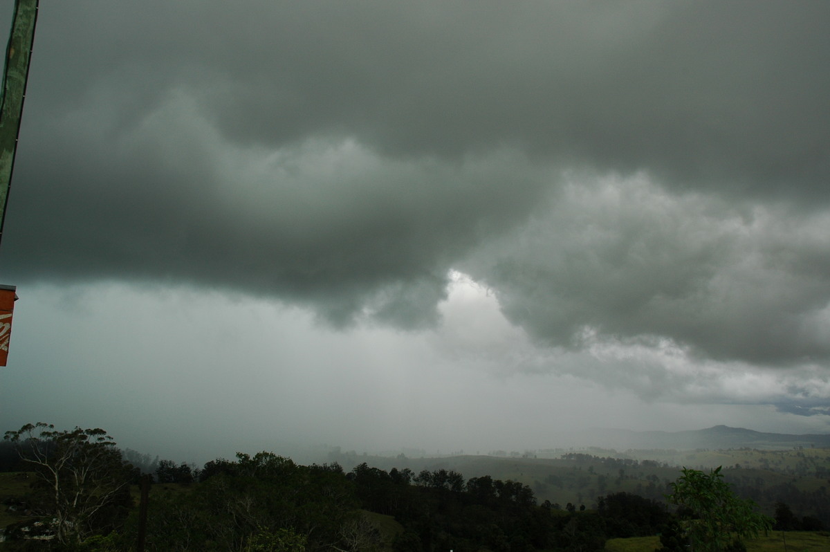 cumulonimbus supercell_thunderstorm : Mallanganee NSW   6 January 2006