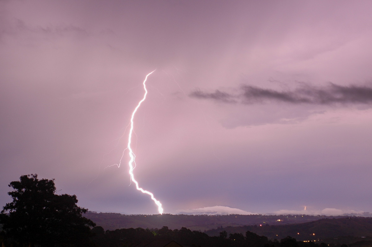 lightning lightning_bolts : McLeans Ridges, NSW   6 January 2006