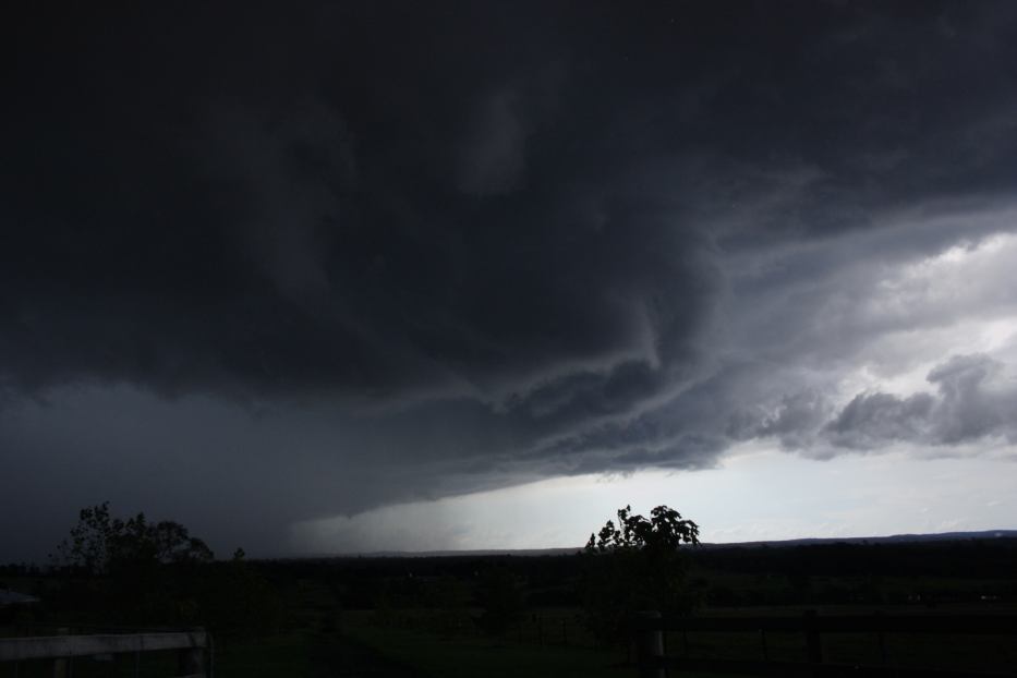 cumulonimbus thunderstorm_base : The Oaks, NSW   17 January 2006