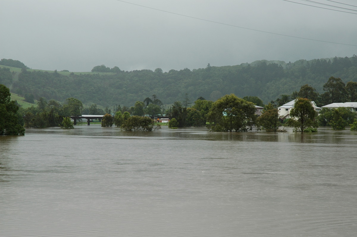 flashflooding flood_pictures : Lismore, NSW   20 January 2006