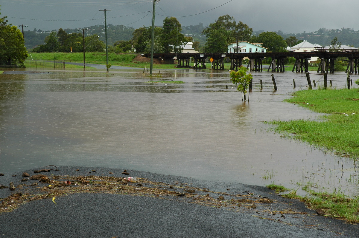 flashflooding flood_pictures : Lismore, NSW   20 January 2006