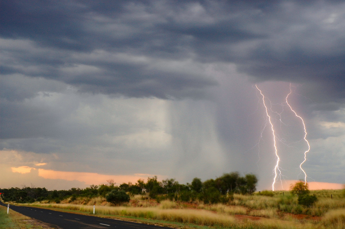 lightning lightning_bolts : near Bonshaw, NSW   4 February 2006