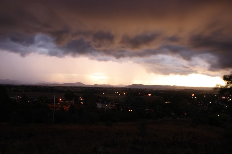 cumulonimbus thunderstorm_base : Gulgong, NSW   16 February 2006