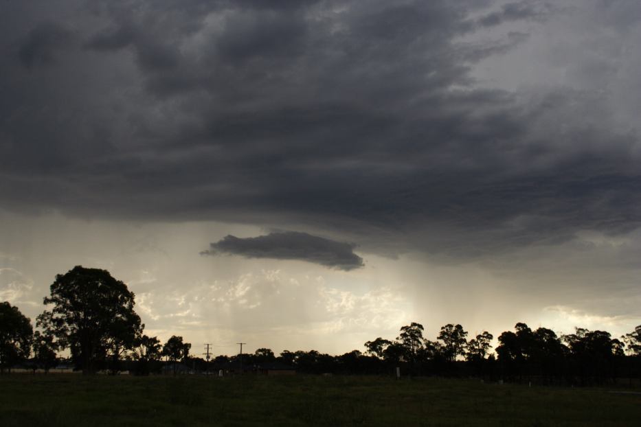 cumulonimbus thunderstorm_base : Greta East, NSW   19 February 2006