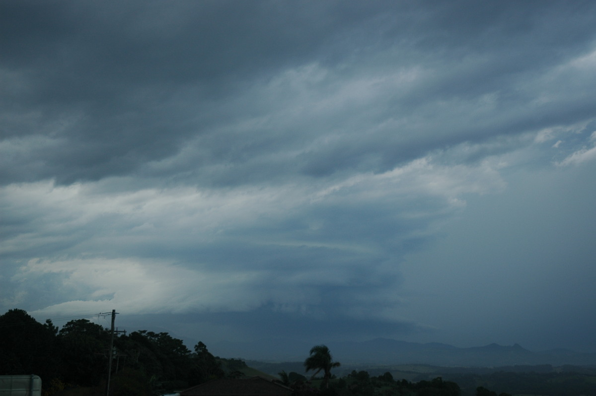 cumulonimbus thunderstorm_base : Saint Helena, NSW   4 April 2006