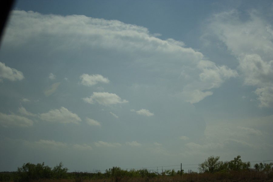 thunderstorm cumulonimbus_incus : near Memphis, Texas, USA   2 May 2006