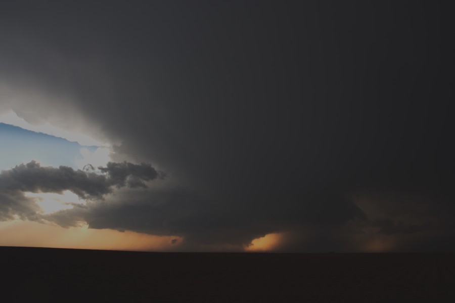 cumulonimbus supercell_thunderstorm : Patricia, Texas, USA   5 May 2006