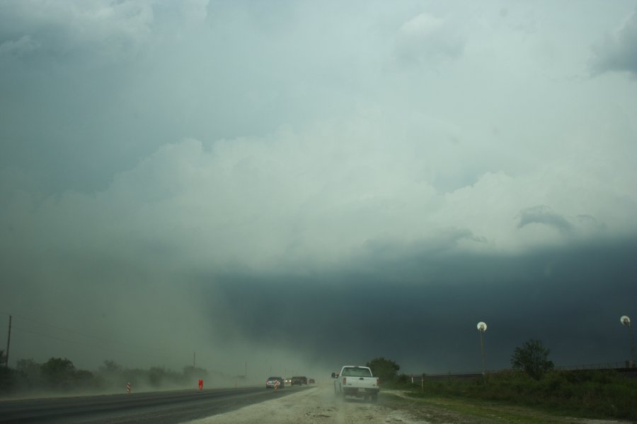 cumulonimbus thunderstorm_base : Del Rio, Texas, USA   14 May 2006