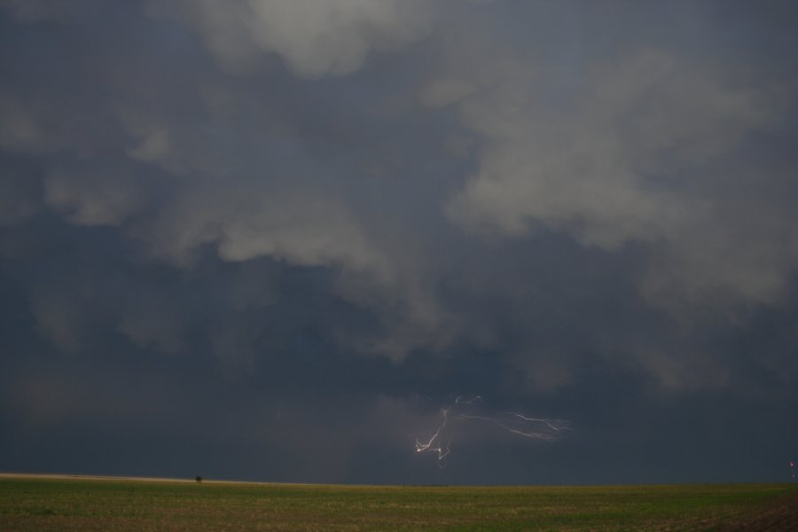 lightning lightning_bolts : N of Stinnett, Texas, USA   21 May 2006