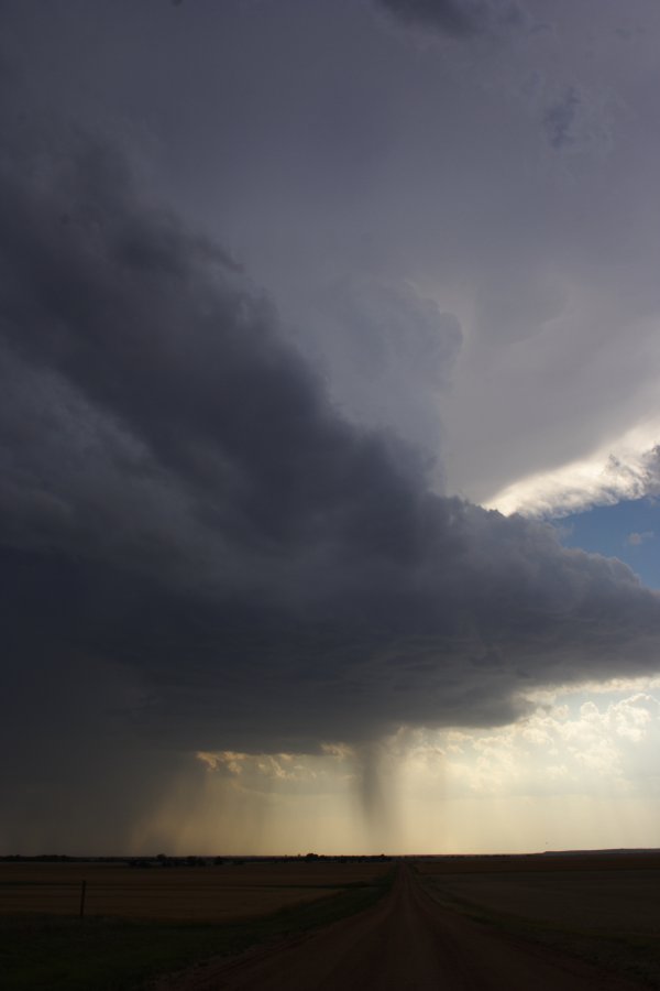 raincascade precipitation_cascade : E of Woodward, Oklahoma, USA   25 May 2006