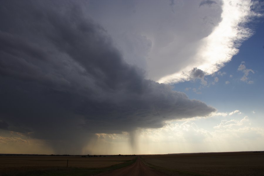 cumulonimbus thunderstorm_base : E of Woodward, Oklahoma, USA   25 May 2006