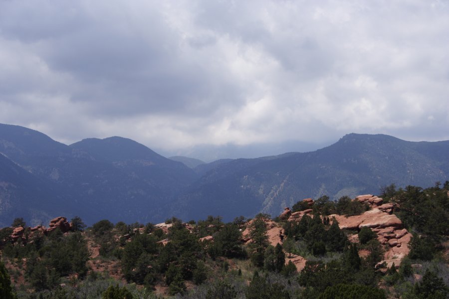 cumulus mediocris : Colorado Springs, Colorado, USA   1 June 2006