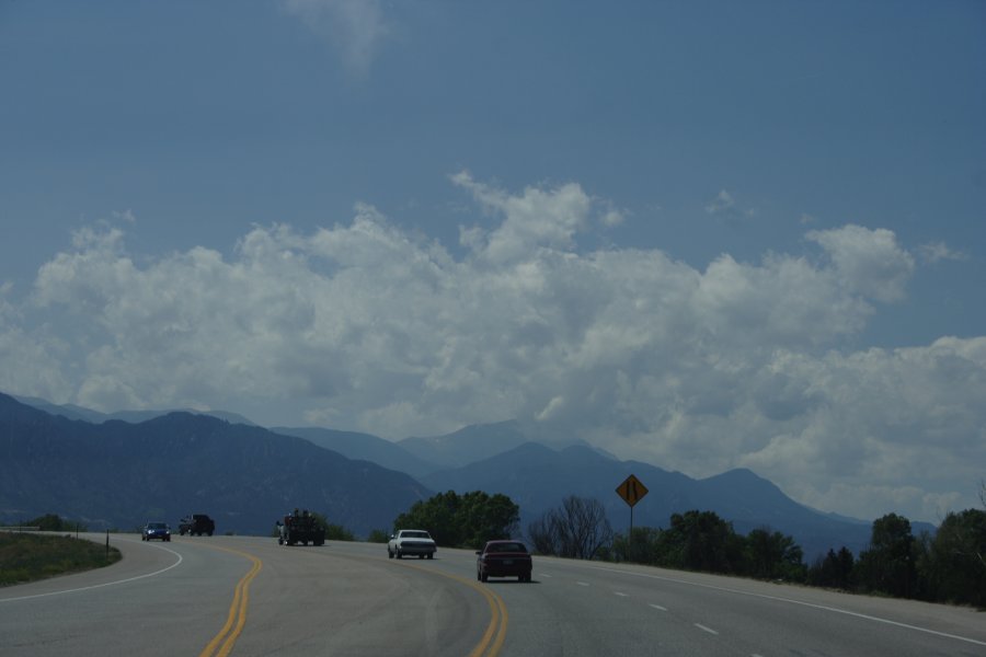 cumulus mediocris : Colorado Springs, Colorado, USA   1 June 2006