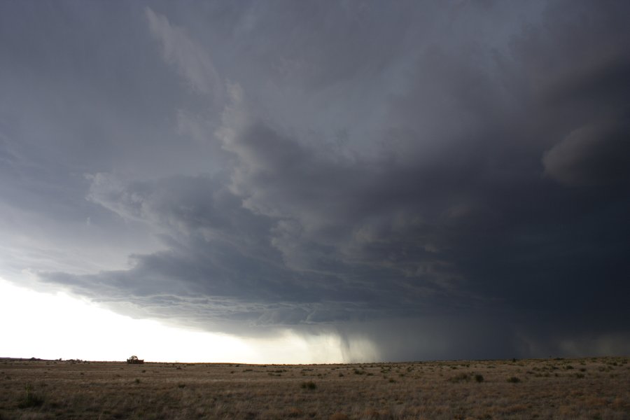 wallcloud thunderstorm_wall_cloud : N of Clayton, New Mexico, USA   2 June 2006