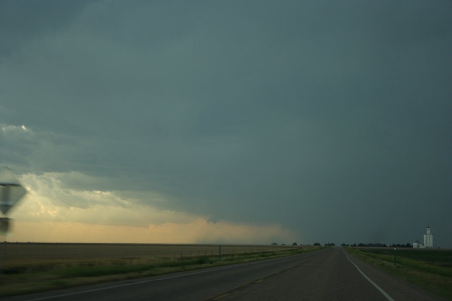 wallcloud thunderstorm_wall_cloud : SW fo Wray, Colorado, USA   5 June 2006