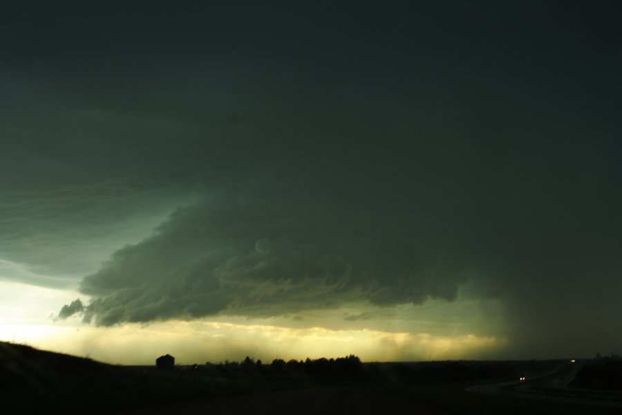 cumulonimbus thunderstorm_base : SW fo Wray, Colorado, USA   5 June 2006