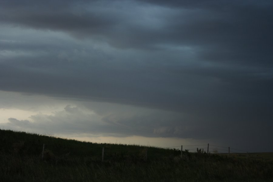 cumulonimbus supercell_thunderstorm : E of Scottsbluff, Nebraska, USA   10 June 2006
