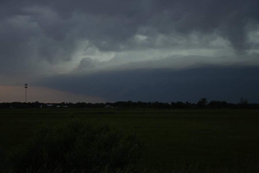 cumulonimbus thunderstorm_base : SE of Authur, Nebraska, USA   10 June 2006