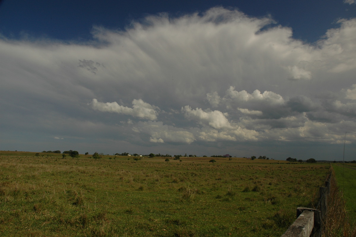 anvil thunderstorm_anvils : McKees Hill, NSW   1 November 2006