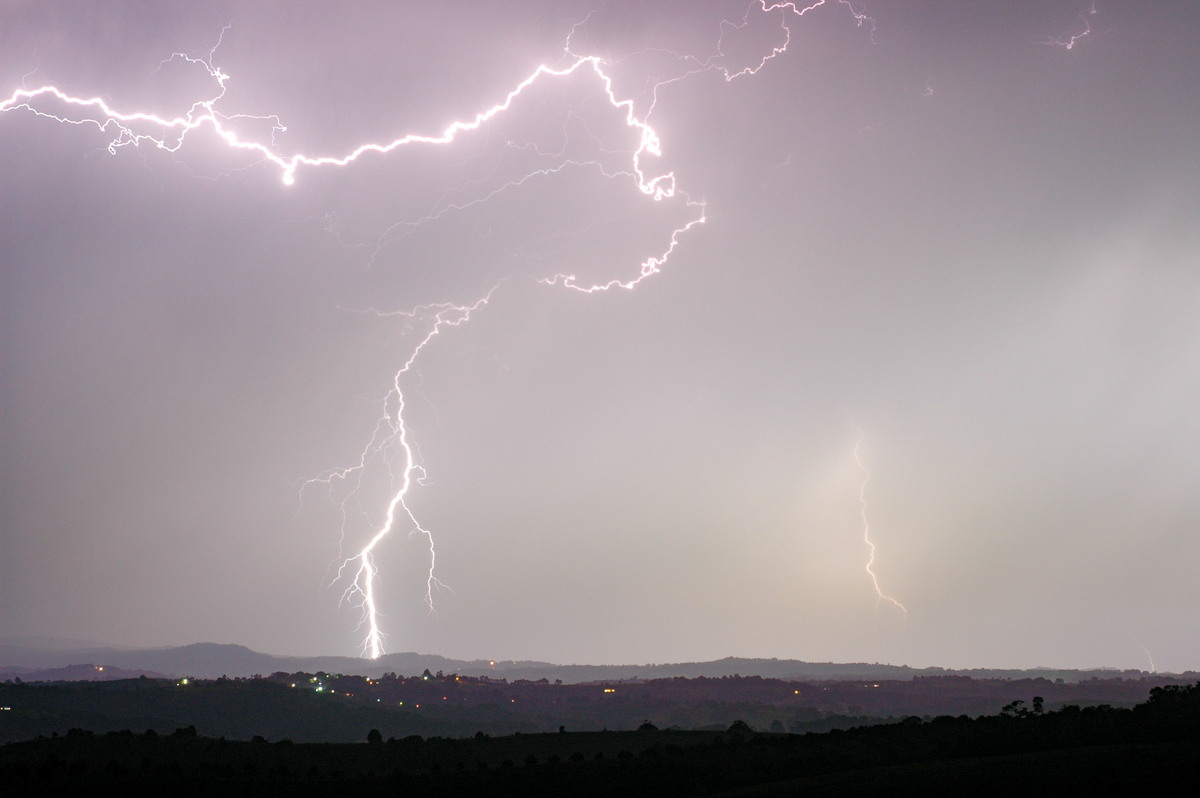 lightning lightning_bolts : McLeans Ridges, NSW   13 November 2006