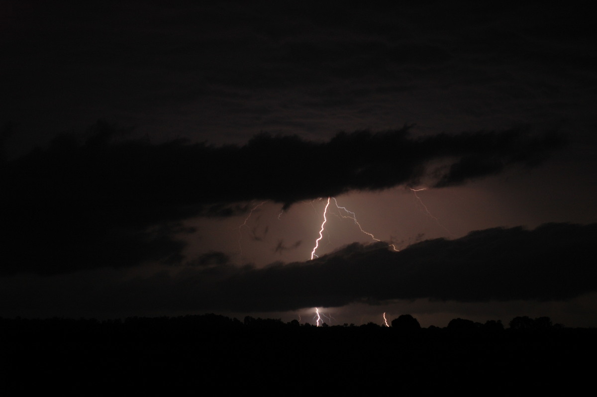 lightning lightning_bolts : near Coraki, NSW   26 November 2006