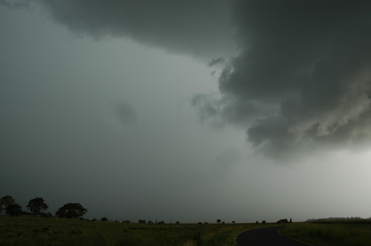 wallcloud thunderstorm_wall_cloud : McKees Hill, NSW   14 December 2006