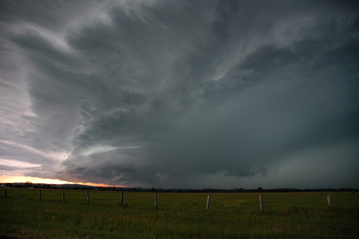 shelfcloud shelf_cloud : N of Casino, NSW   15 December 2006