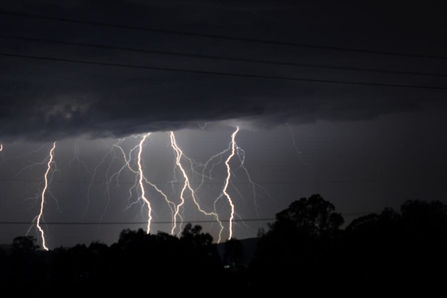 lightning lightning_bolts : E of Muswellbrook, NSW   12 January 2007