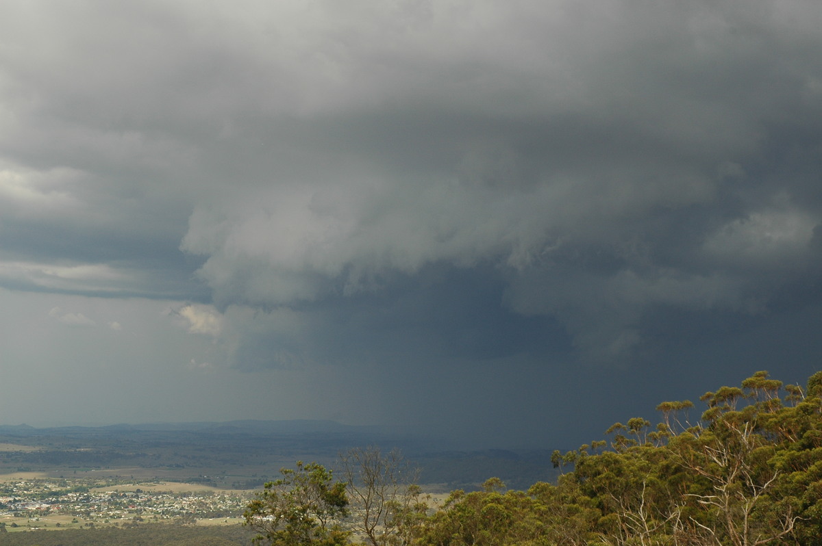 cumulonimbus thunderstorm_base : Tenterfield, NSW   12 January 2007