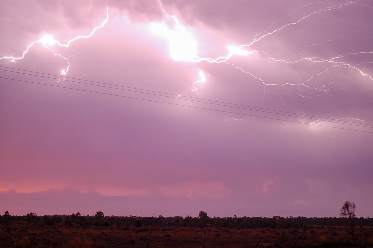 lightning lightning_bolts : N of Goodiwindi, QLD   14 January 2007