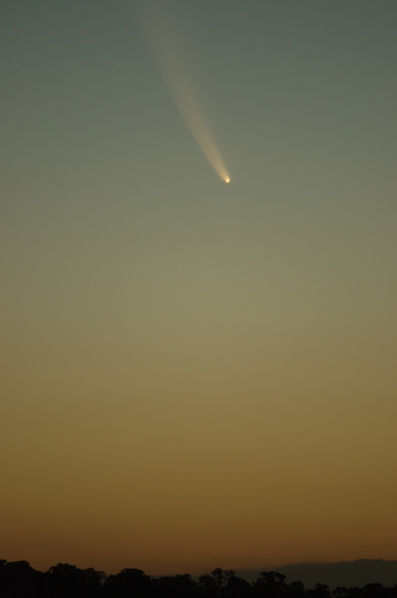 sunset sunset_pictures : Comet McNaught from McLeans Ridges   19 January 2007