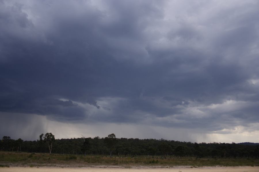 raincascade precipitation_cascade : ~20km N of Colo Heights, NSW   23 January 2007