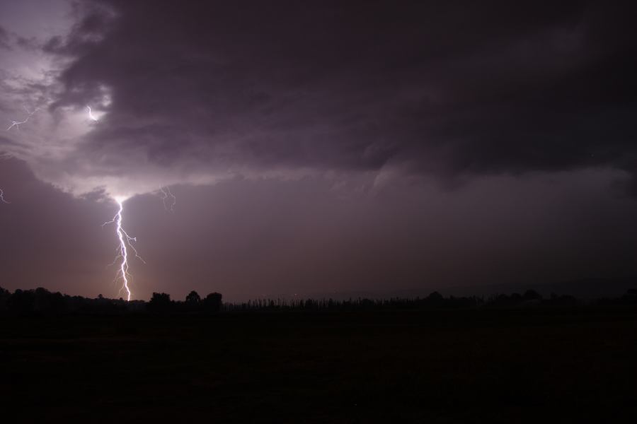 lightning lightning_bolts : near Yurramundi, NSW   23 January 2007