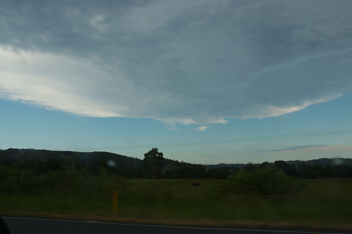 anvil thunderstorm_anvils : Wyrallah, NSW   24 January 2007