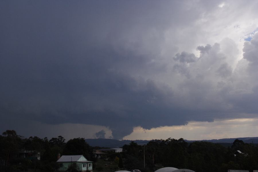 wallcloud thunderstorm_wall_cloud : near Lithgow, NSW   7 February 2007