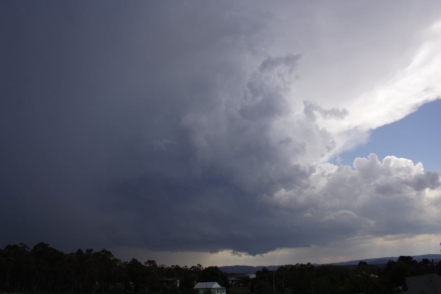 wallcloud thunderstorm_wall_cloud : near Lithgow, NSW   7 February 2007