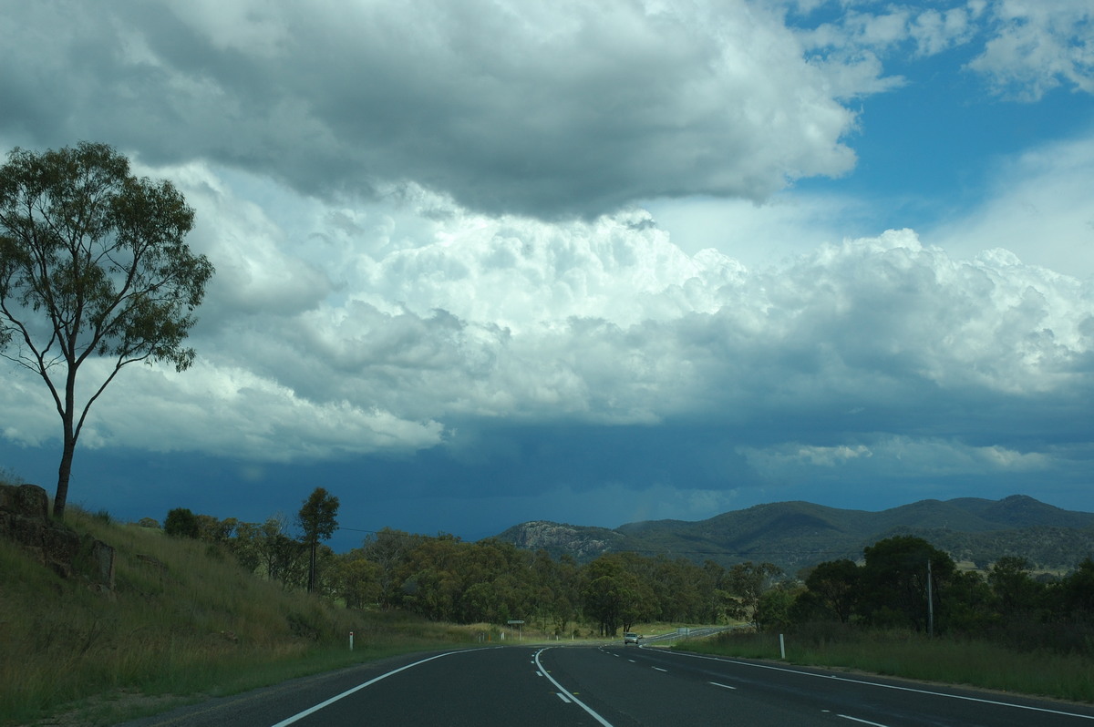 cumulonimbus thunderstorm_base : S of Tenterfield, NSW   10 February 2007