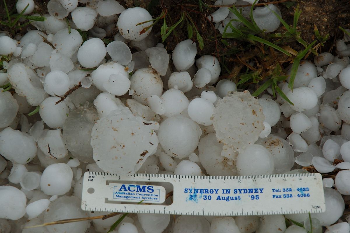 hailstones hail_stones : S of Tenterfield, NSW   10 February 2007