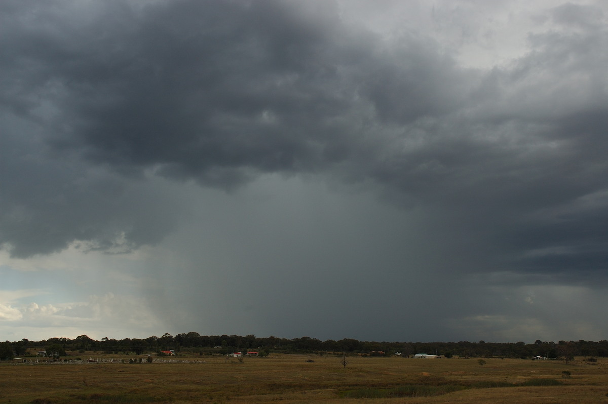 cumulonimbus thunderstorm_base : Emmaville, NSW   25 February 2007