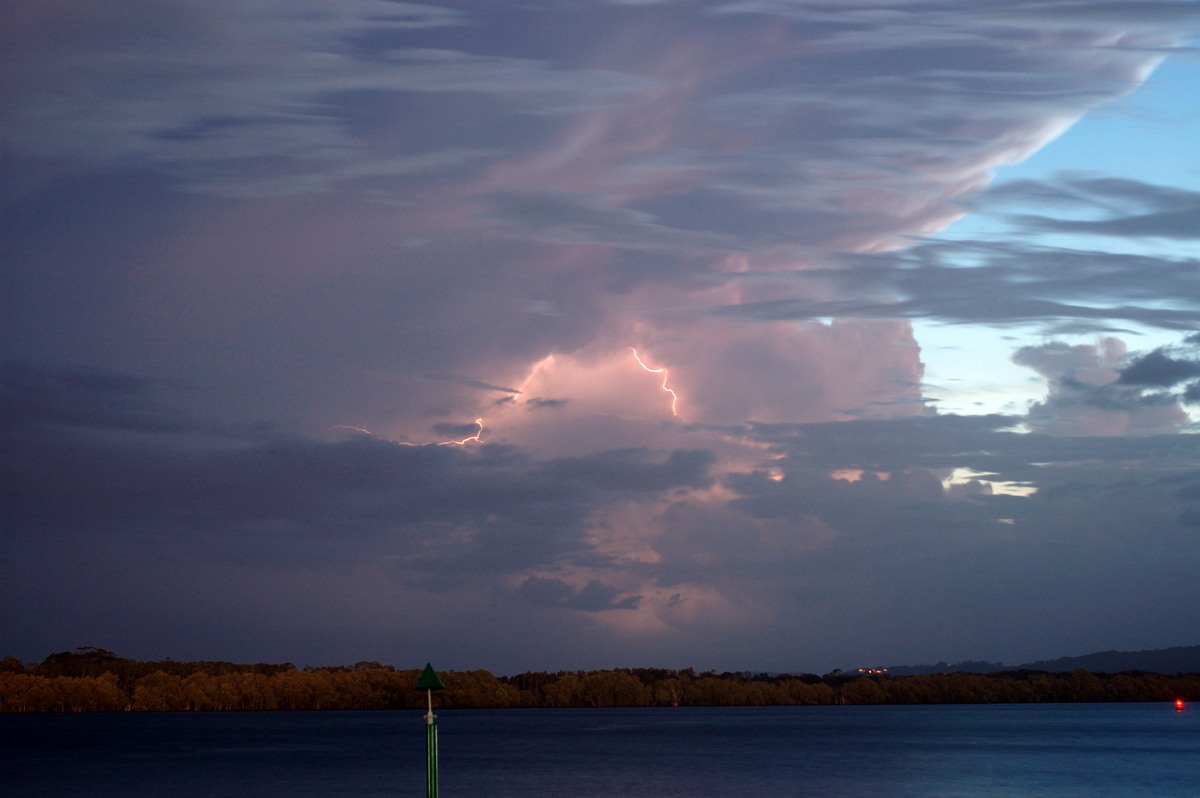 lightning lightning_bolts : Ballina, NSW   28 February 2007