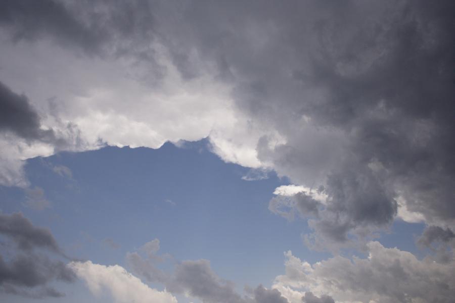 anvil thunderstorm_anvils : SW of Seymour, Texas, USA   13 April 2007