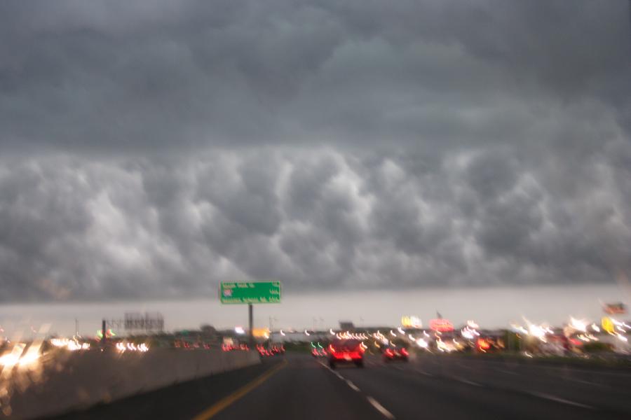 shelfcloud shelf_cloud : SE of Fort Worth, Texas, USA   13 April 2007
