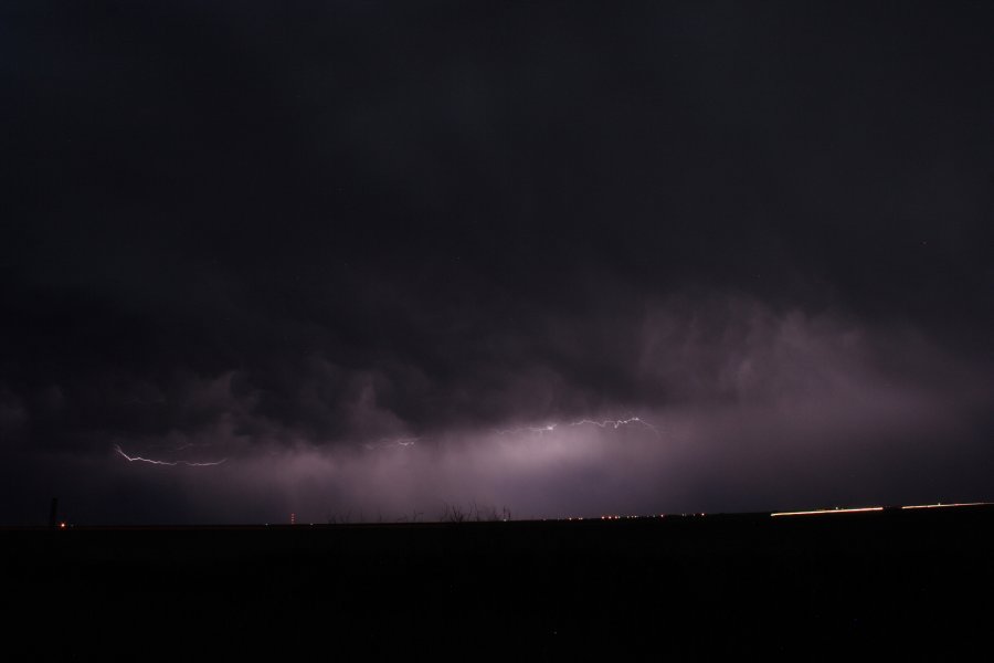 lightning lightning_bolts : Amarillo, Texas, USA   20 April 2007