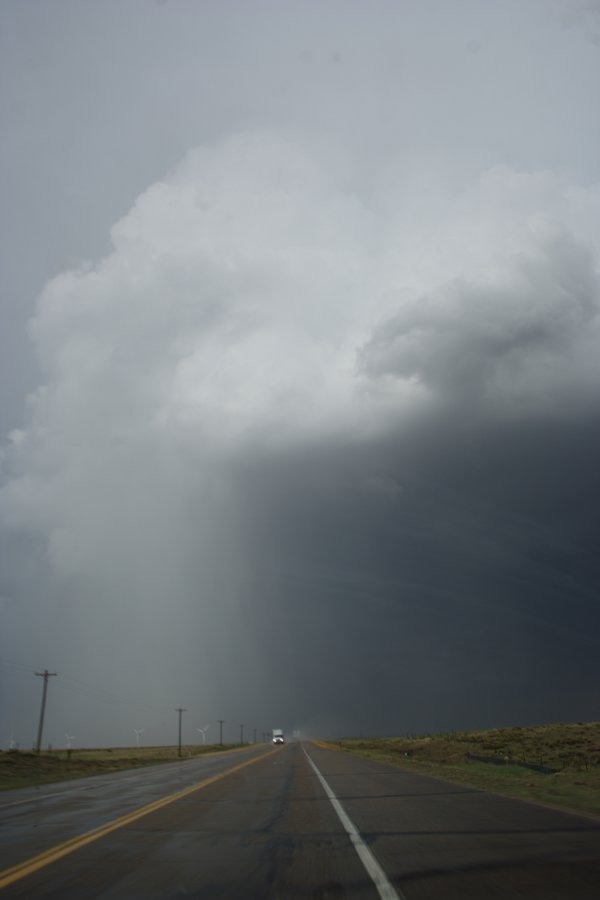cumulonimbus thunderstorm_base : N of Springfield, Colorado, USA   21 April 2007
