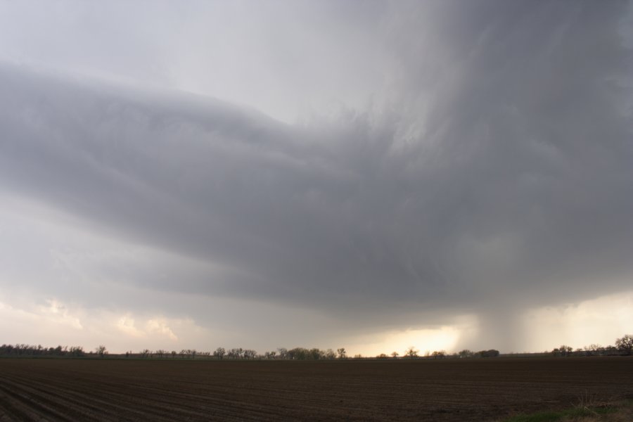 cumulonimbus supercell_thunderstorm : Granada, Colorado, USA   21 April 2007