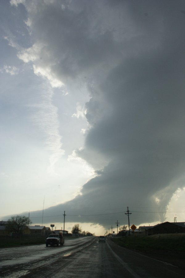 cumulonimbus supercell_thunderstorm : Pampa, Texas, USA   23 April 2007