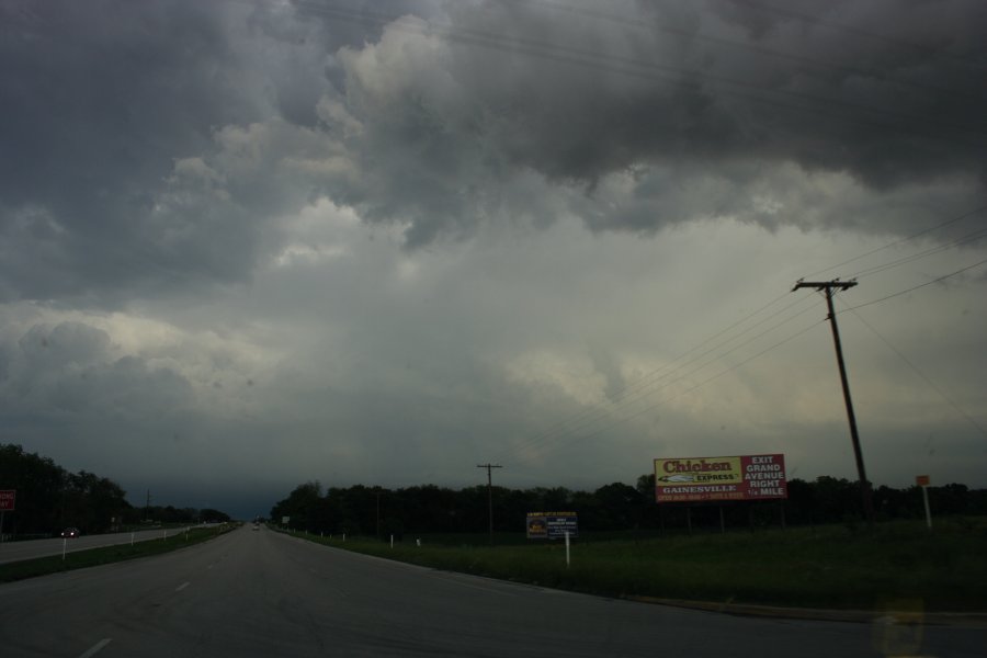 cumulonimbus thunderstorm_base : E of Gainesville, Texas, USA   7 May 2007