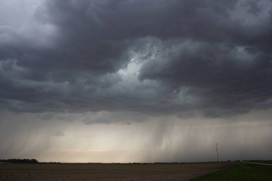 cumulonimbus thunderstorm_base : SE of Grand Island, Nebraska, USA   14 May 2007