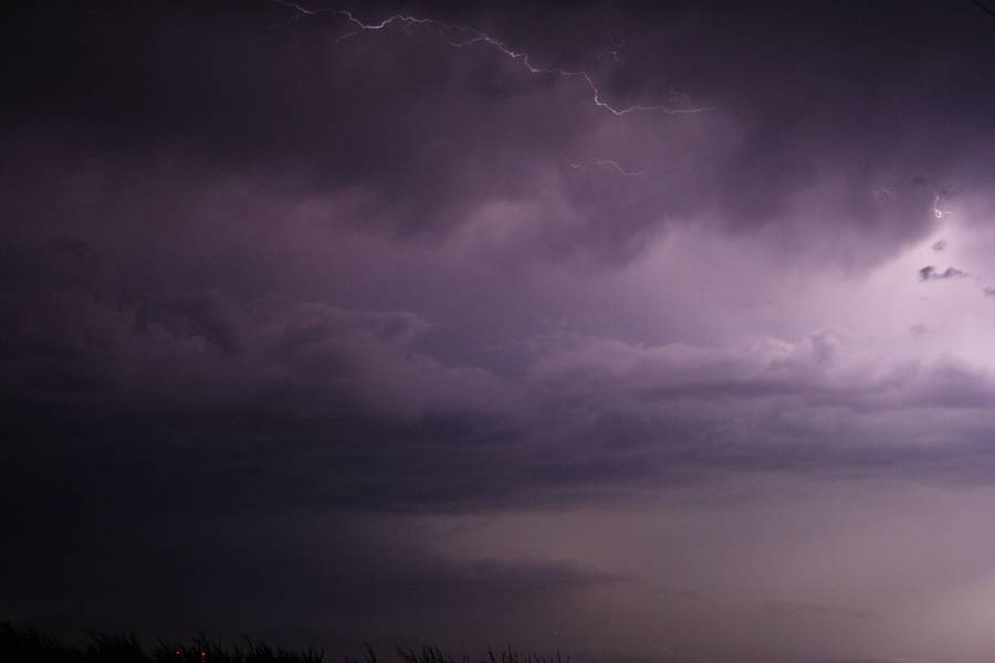 lightning lightning_bolts : Beatrice, Nebraska, USA   14 May 2007